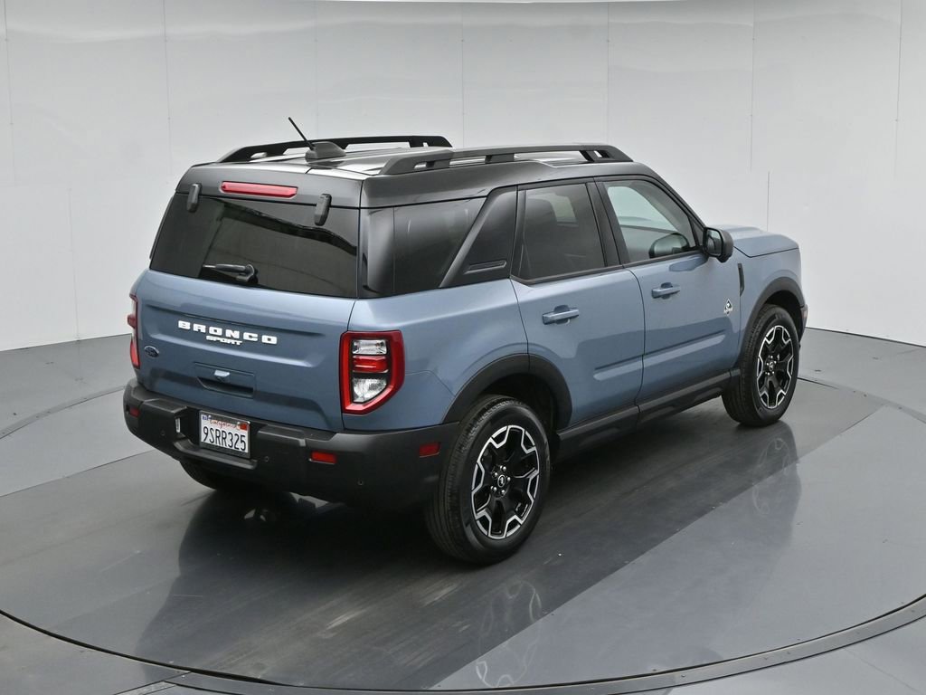 Certified 2025 Ford Bronco Sport Outer Banks w/ Outer Banks Tech Package+ image 39