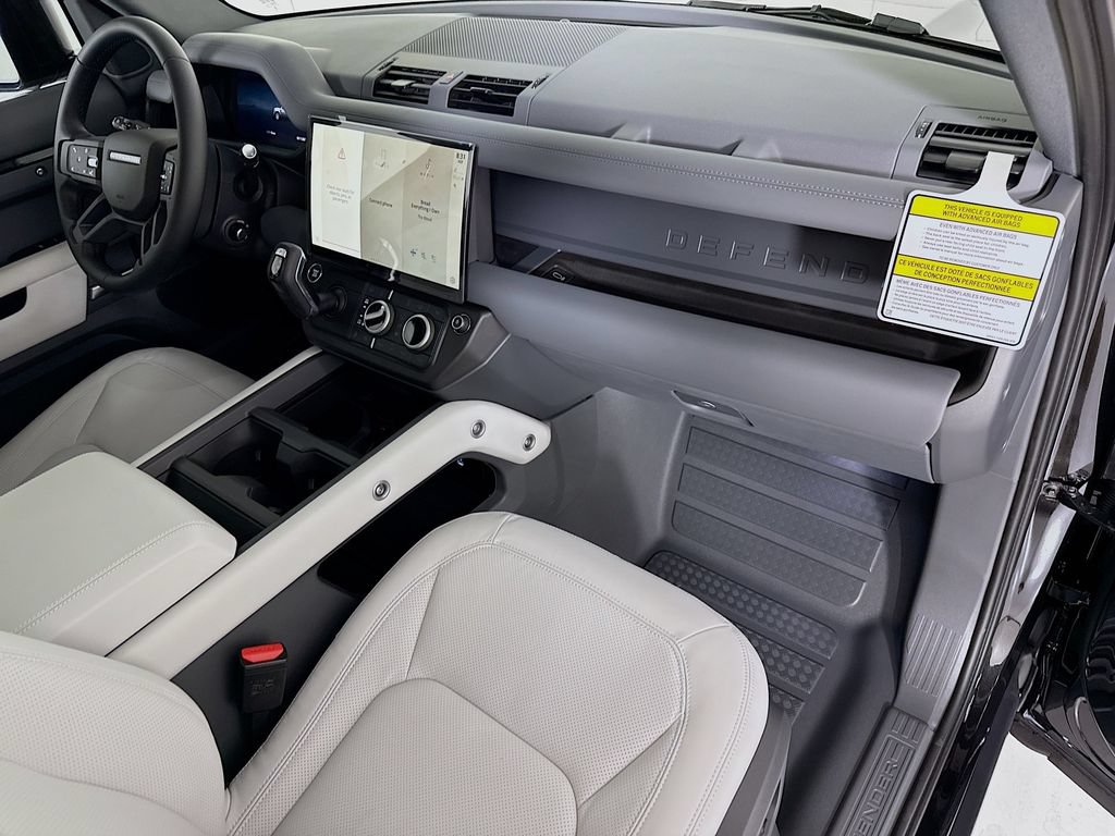 New 2026 Land Rover Defender 110 X-Dynamic SE AWD/4WD image 19