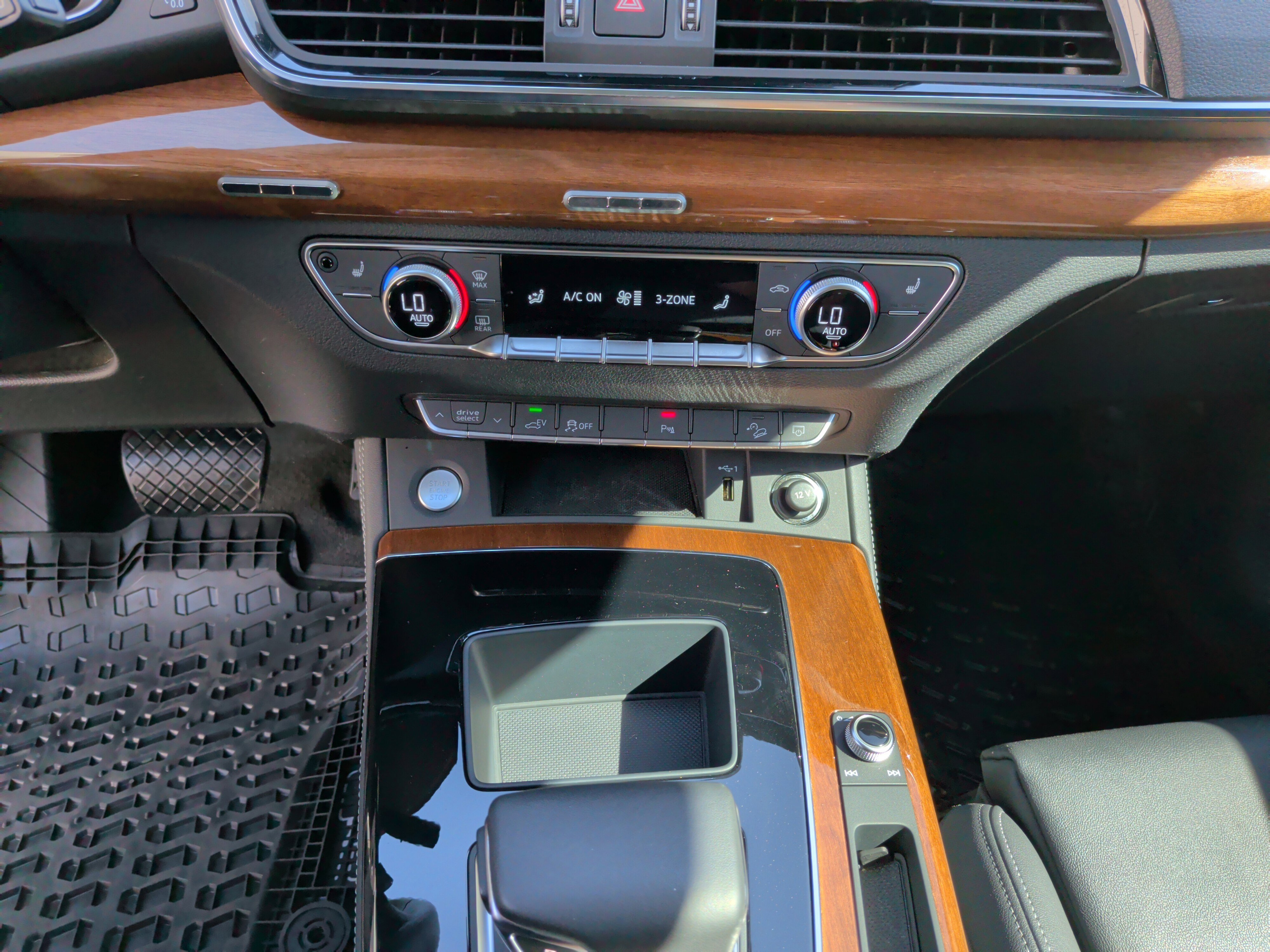 Certified 2023 Audi Q5 e Premium Plus w/ Premium Plus Package image 27