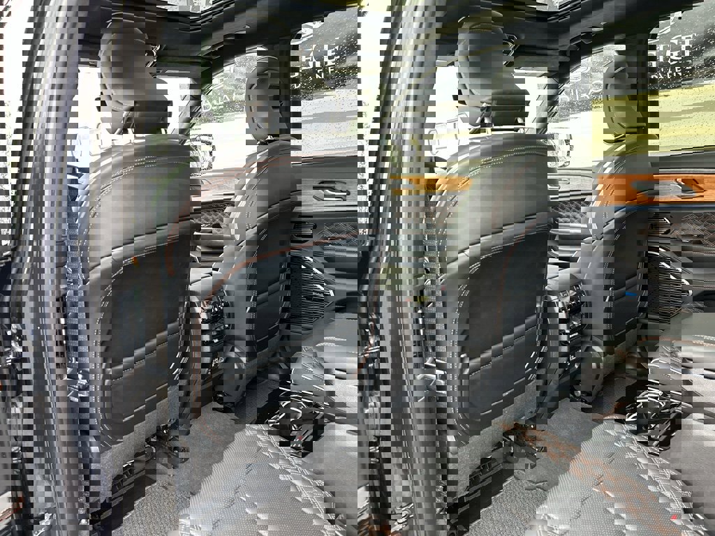 Used 2023 Jeep Grand Cherokee L Summit image 14