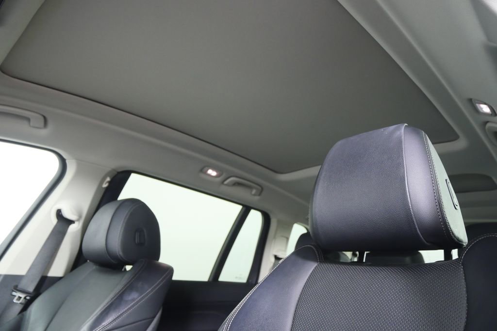 Used 2020 BMW X7 xDrive40i w/ Premium Package image 12