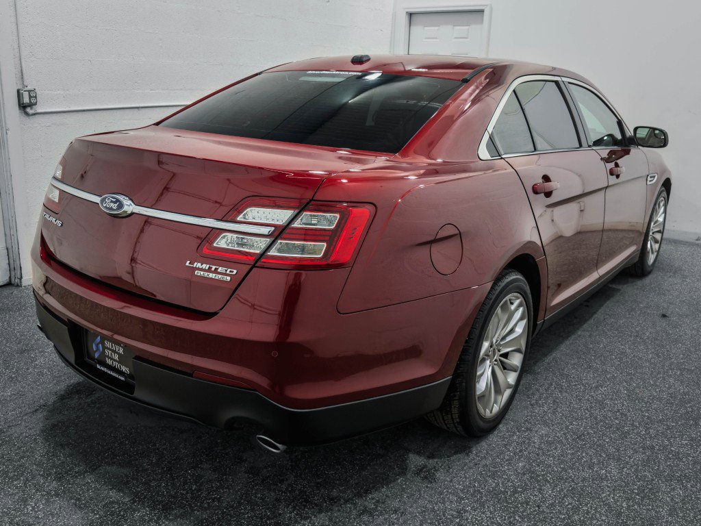 Used 2016 Ford Taurus Limited image 8