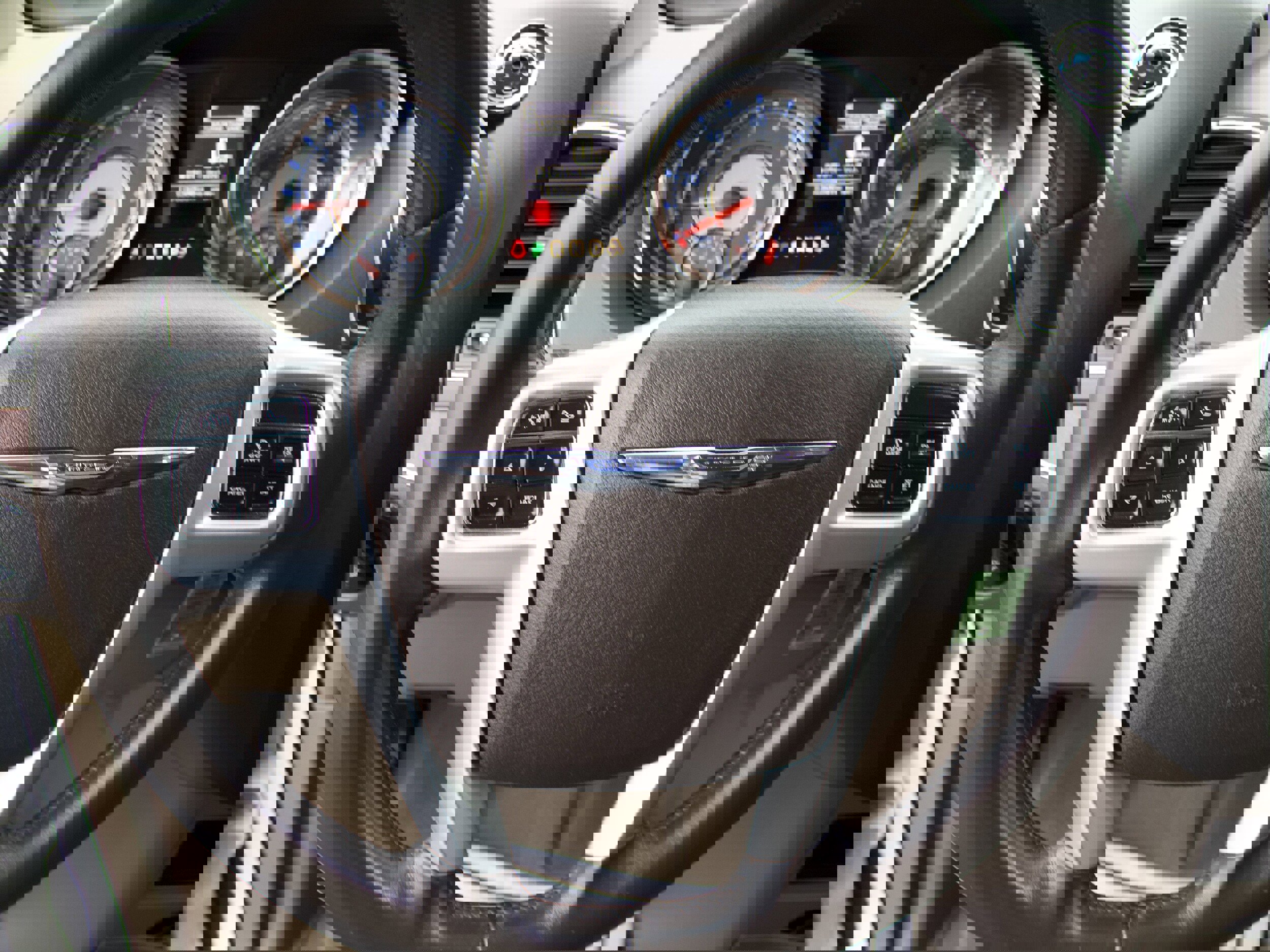 Used 2015 Chrysler Town & Country Touring image 16