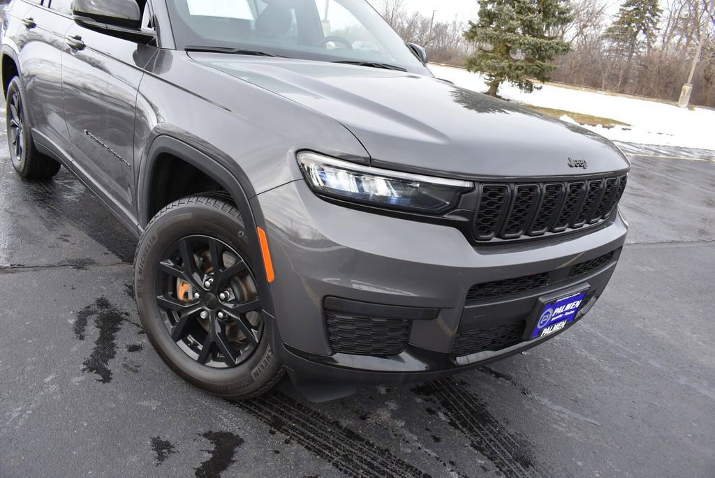 Used 2024 Jeep Grand Cherokee L Altitude image 2