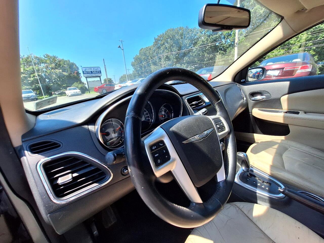 Used 2013 Chrysler 200 Limited w/ Sun/Sound Group image 16