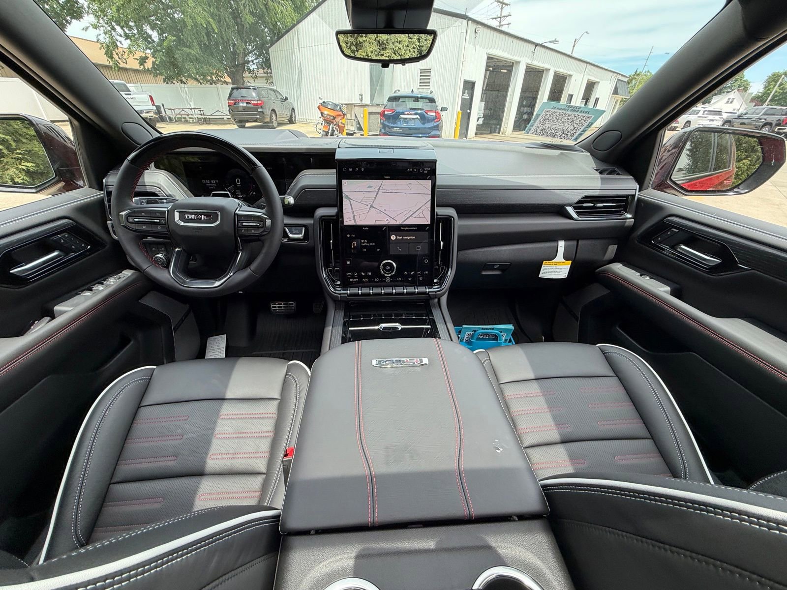 New 2026 GMC Yukon XL AT4 Ultimate w/ LPO, Floor Liner Package AWD/4WD image 11