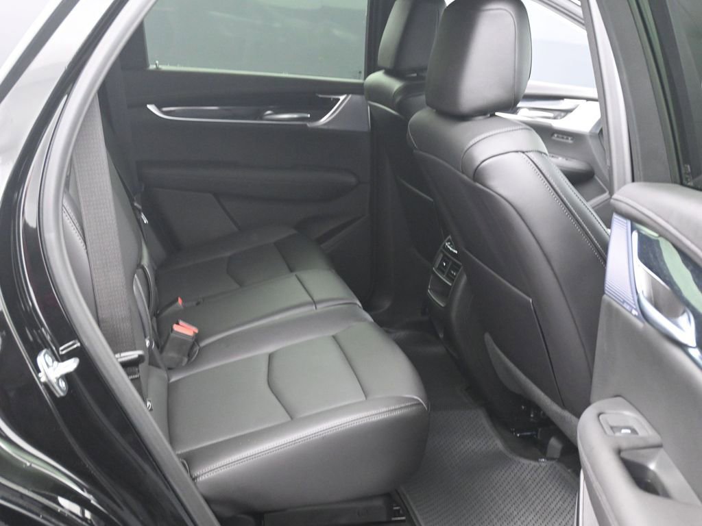 Used 2026 Cadillac XT5 Premium Luxury w/ Driver Assist Package image 12