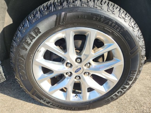Used 2017 Ford Expedition EL Limited AWD/4WD image 12