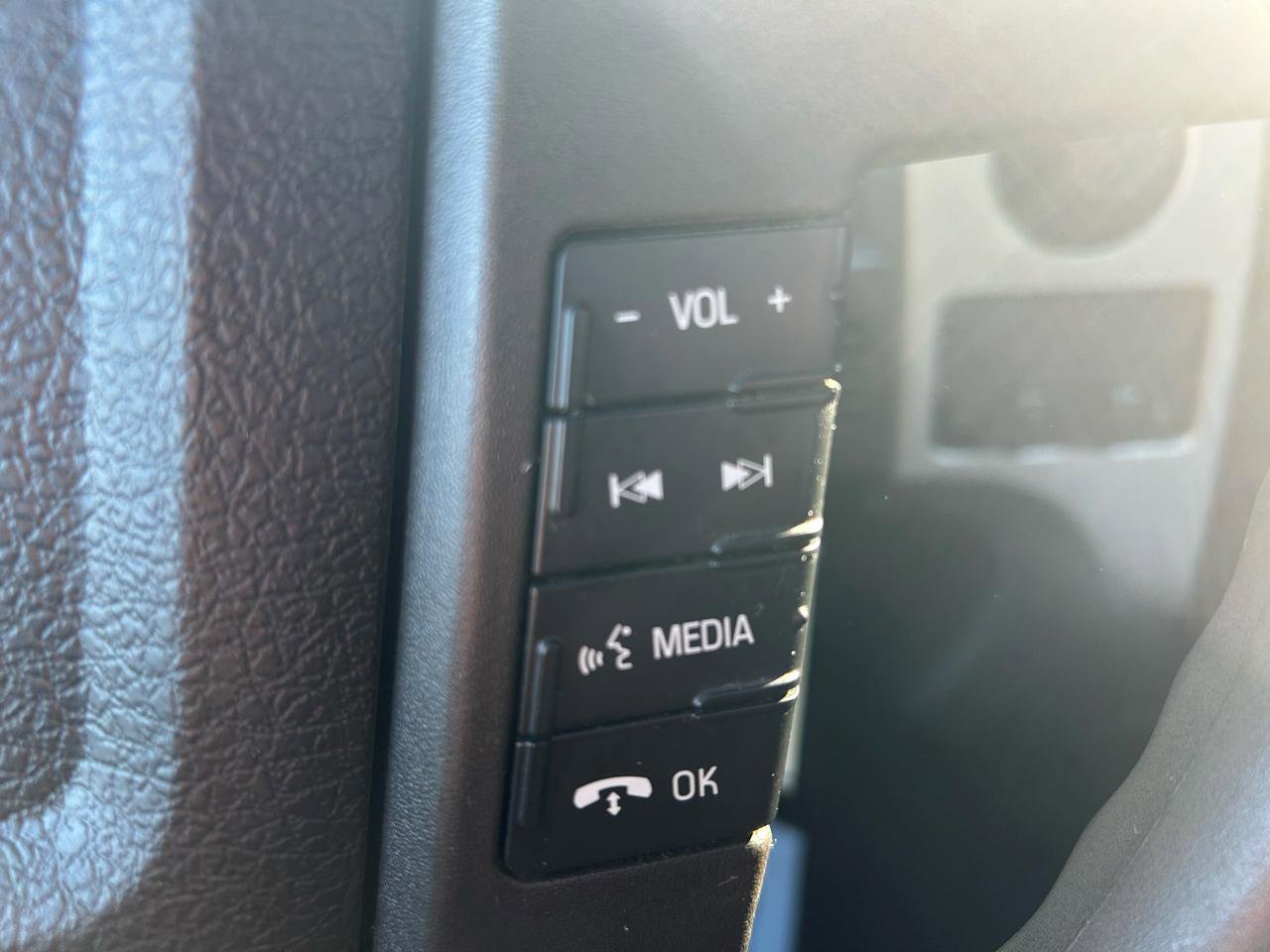 Used 2013 Ford F150 XLT w/ Trailer Tow Pkg image 18