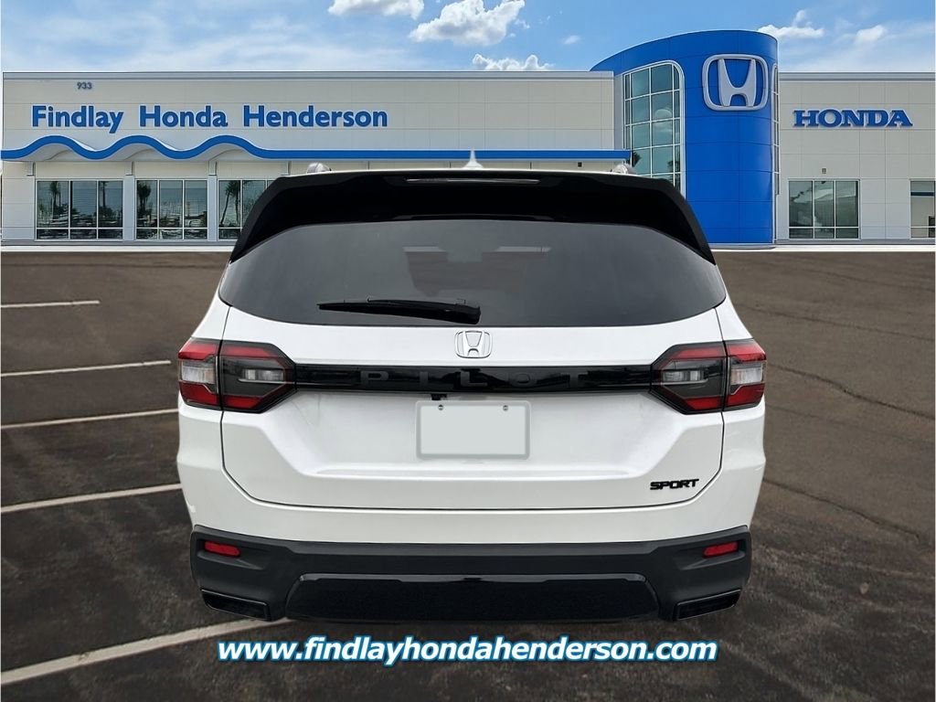 New 2026 Honda Pilot Sport image 4