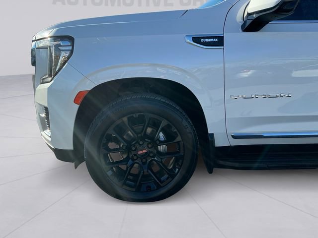Used 2023 GMC Yukon XL SLT w/ SLT Premium Package image 9