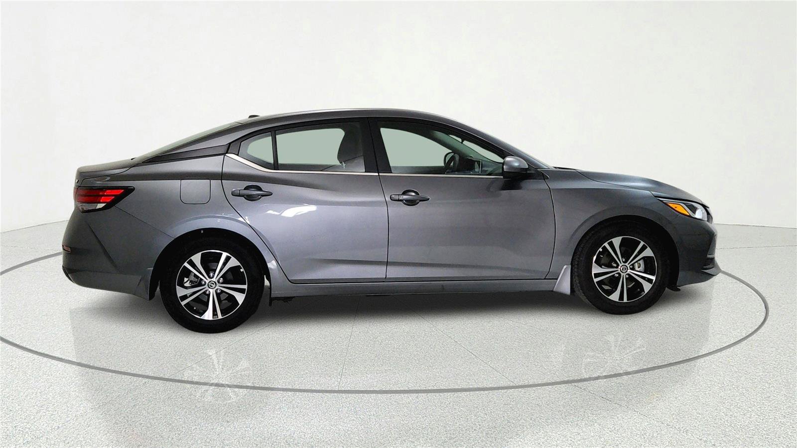 Used 2023 Nissan Sentra SV FWD image 4