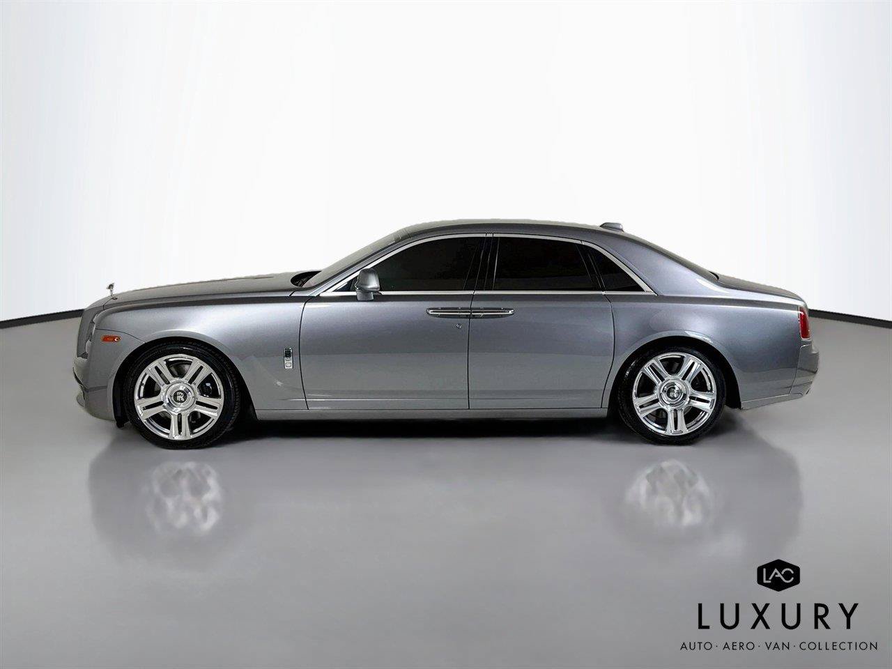 Used 2019 Rolls-Royce Ghost RWD image 8