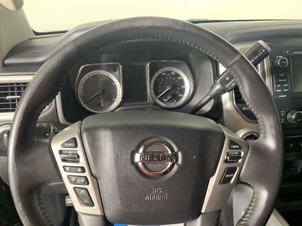 Used 2017 Nissan Titan SV image 22