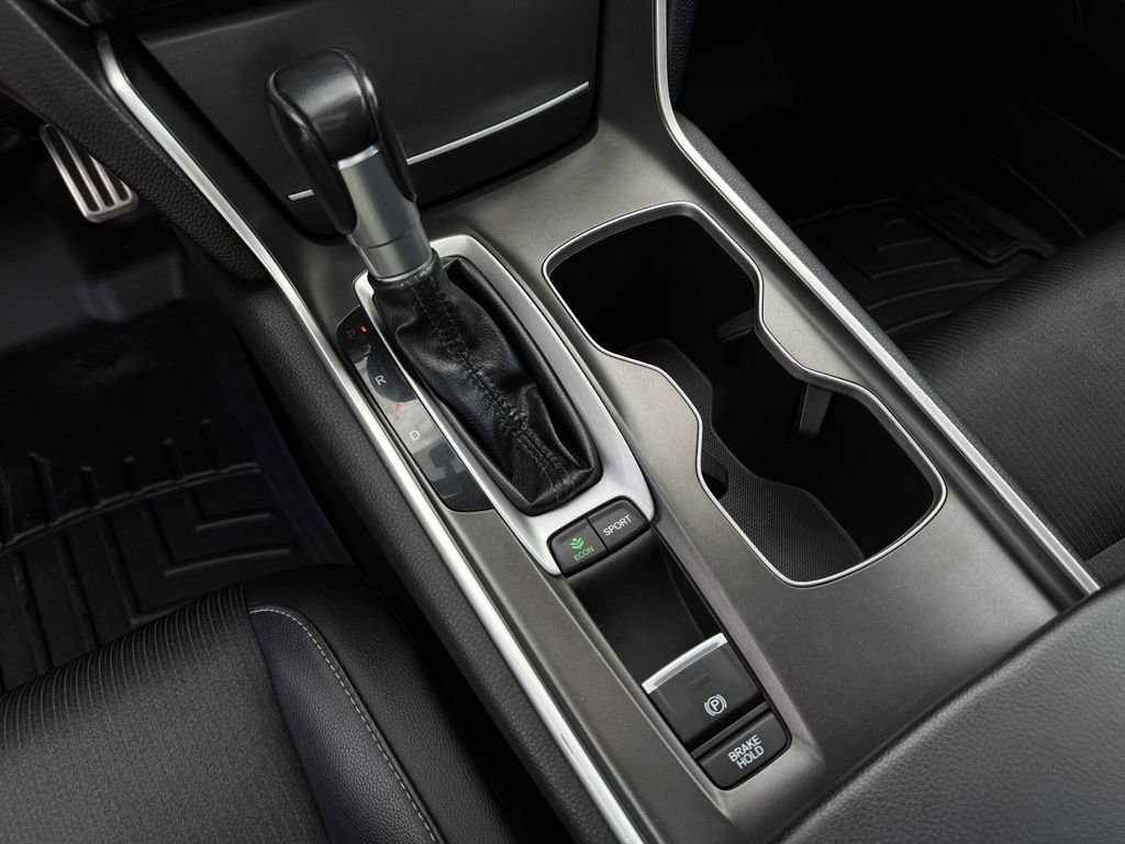 Used 2018 Honda Accord Sport image 20