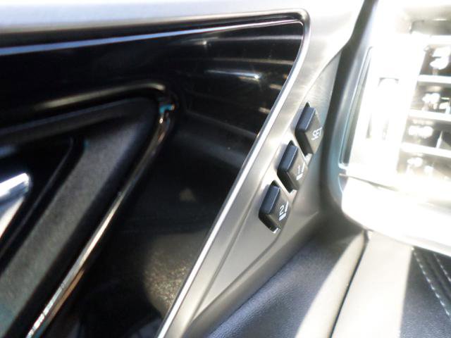 Used 2022 Subaru Legacy Limited image 26
