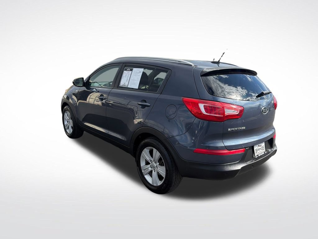 Used 2011 Kia Sportage LX w/ Convenience Pkg AWD/4WD image 3