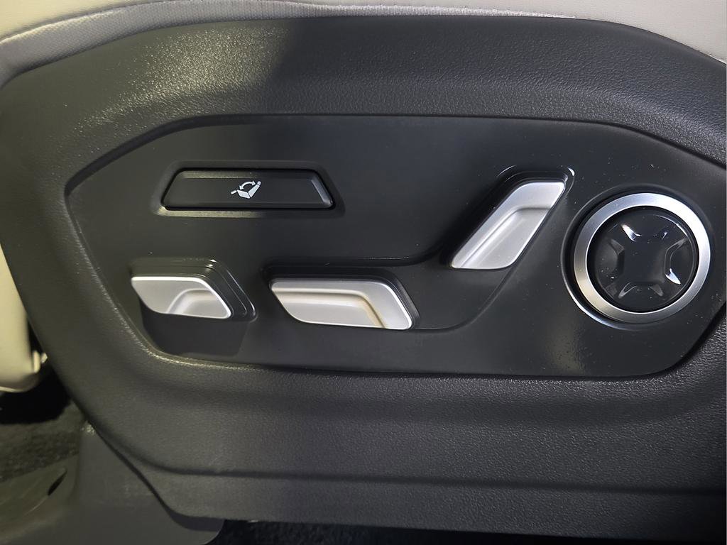 Used 2024 Hyundai Santa Fe Calligraphy image 19