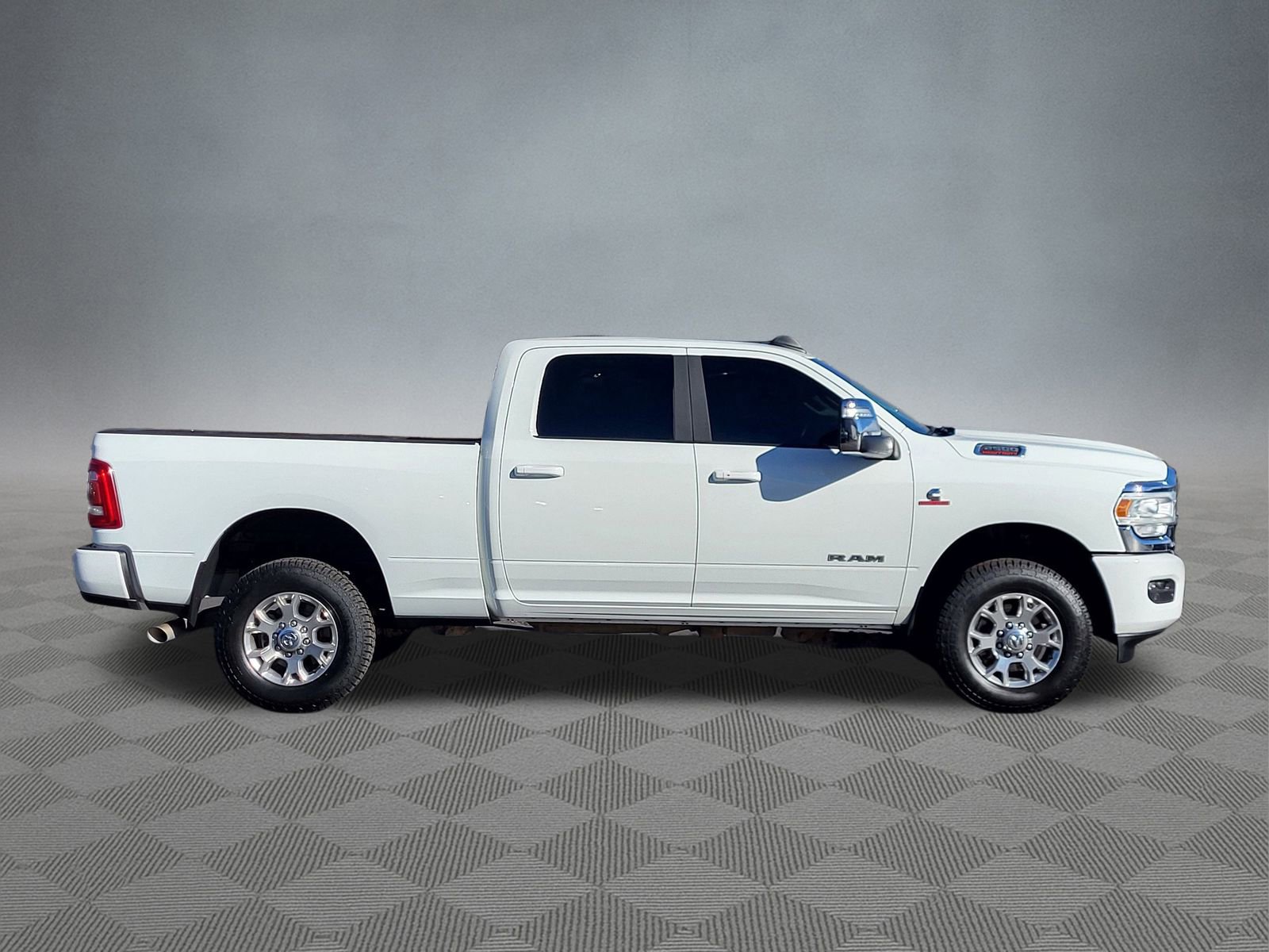 Used 2024 RAM 2500 Laramie image 4