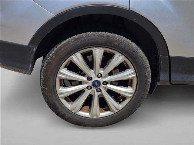 Used 2017 Ford Escape Titanium FWD image 5