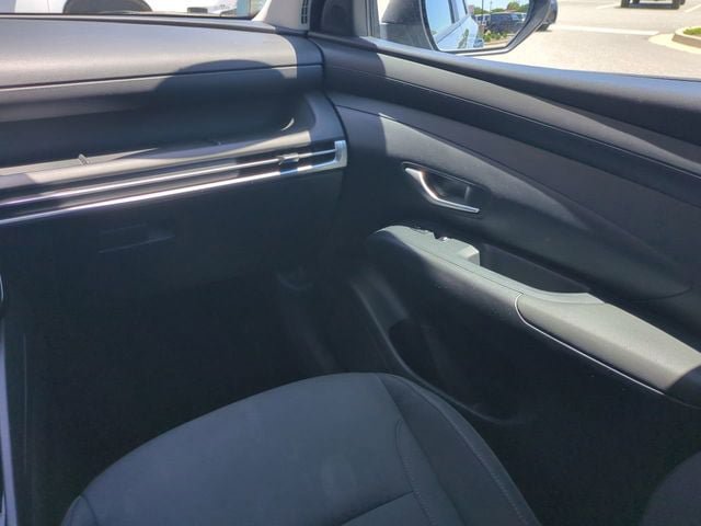 Used 2025 Hyundai Tucson SEL FWD image 17