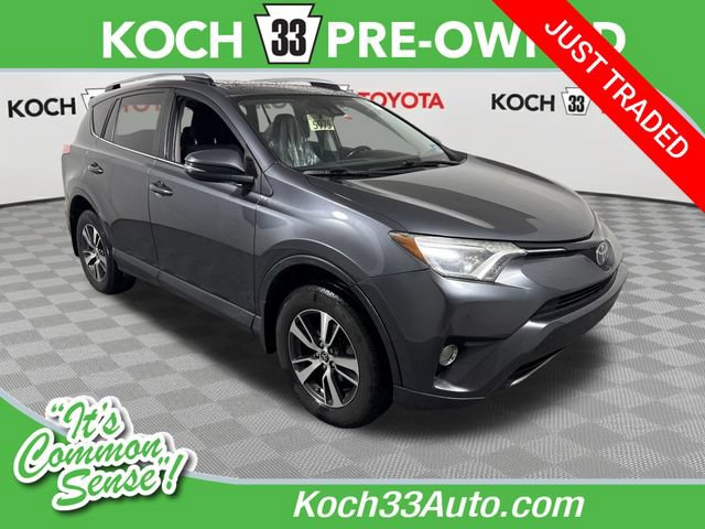 Used 2018 Toyota RAV4 XLE AWD/4WD image 1