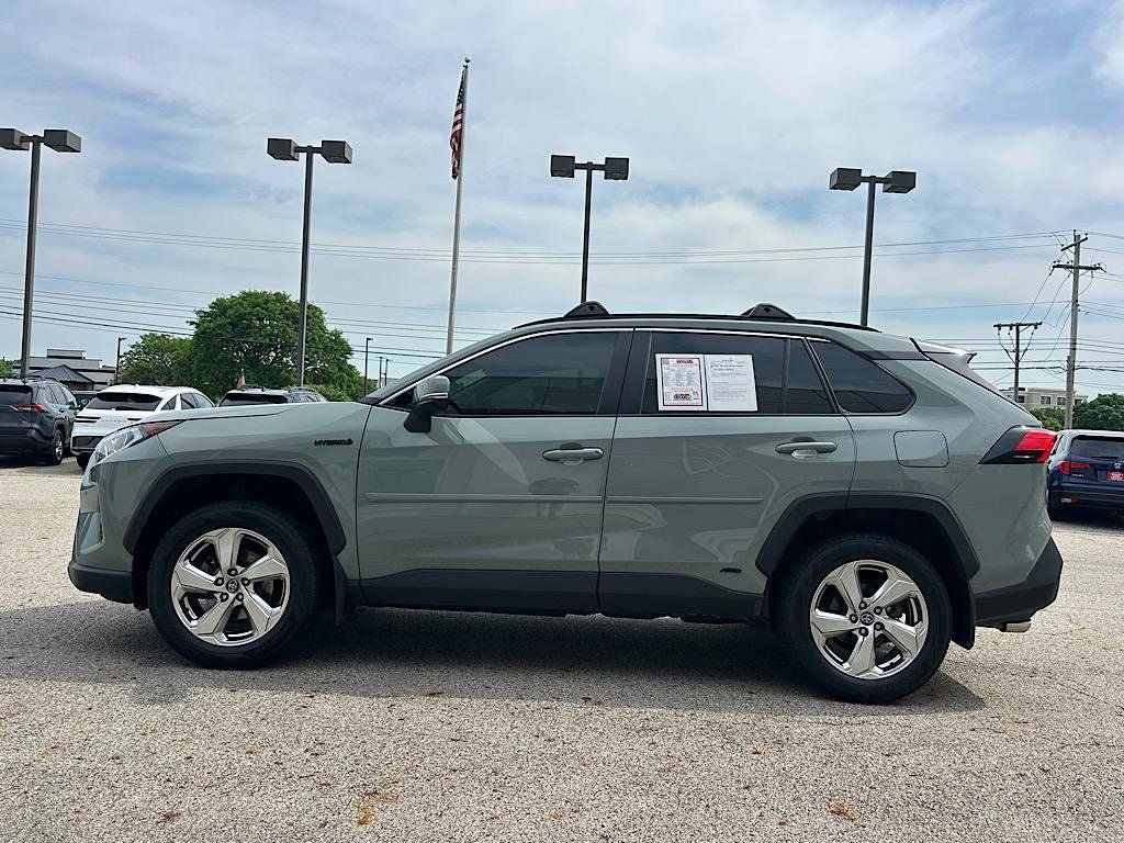 Certified 2021 Toyota RAV4 XLE Premium AWD/4WD image 2