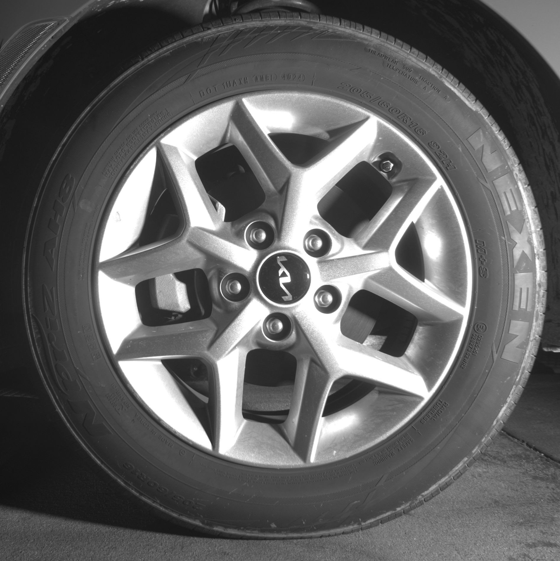 Used 2025 Kia Soul LX w/ LX Technology Package FWD image 12