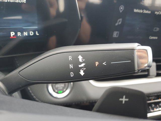 New 2026 Chevrolet Equinox LT image 25