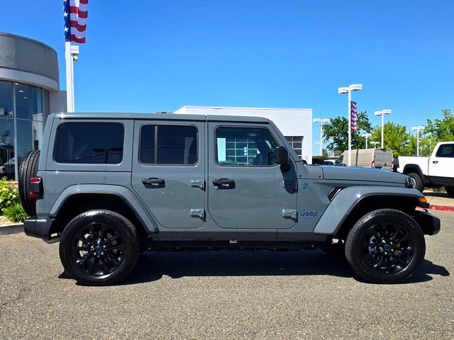 Certified 2025 Jeep Wrangler Unlimited Sahara w/ Safety Group AWD/4WD image 7