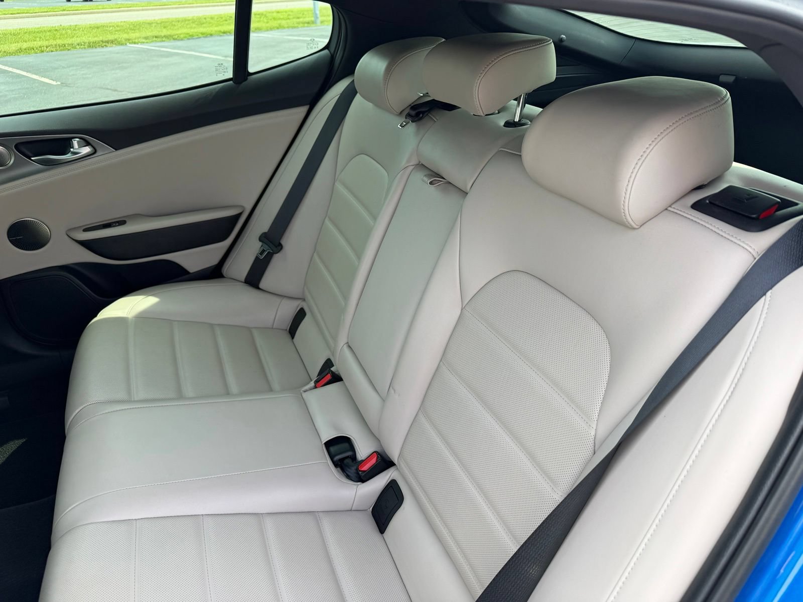 Used 2018 Kia Stinger GT2 AWD/4WD image 14