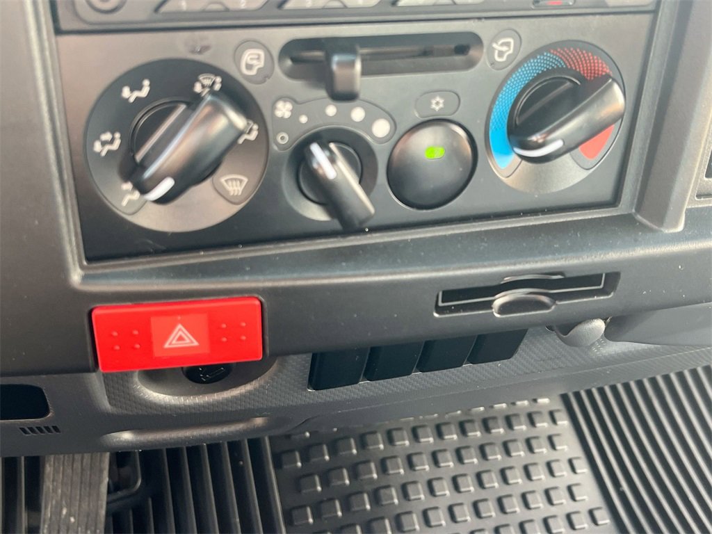 Used 2024 Chevrolet Low Cab Forward 5500XD image 21