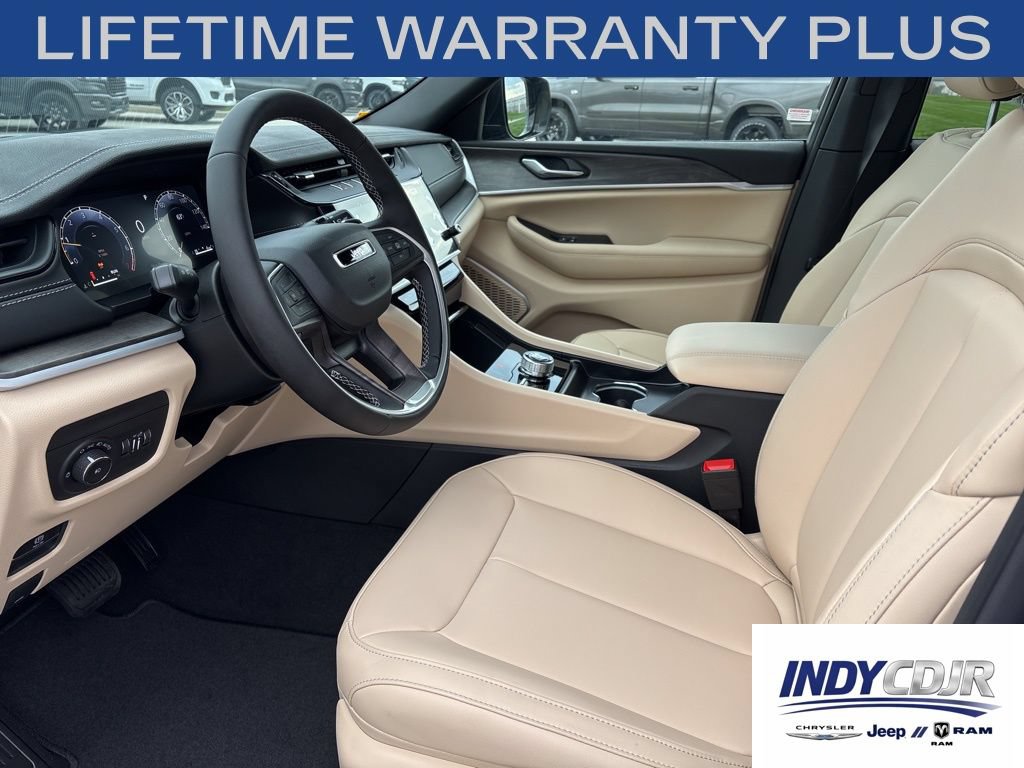 New 2026 Jeep Grand Cherokee Limited AWD/4WD image 7