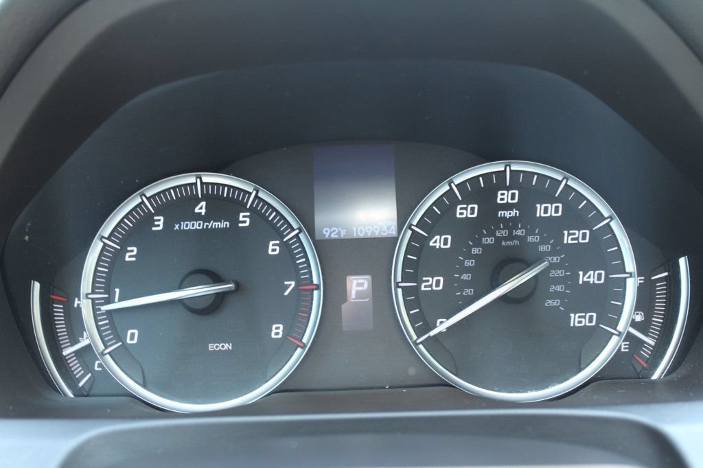 Used 2017 Acura TLX FWD image 14