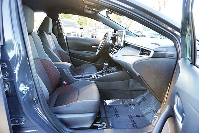 Used 2026 Toyota Corolla SE w/ SE Package FWD image 18