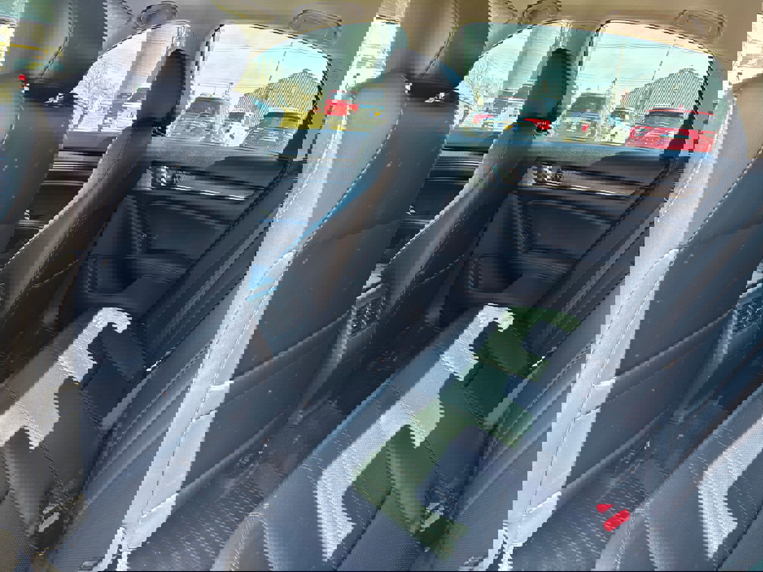 Used 2018 Honda Accord EX-L image 10