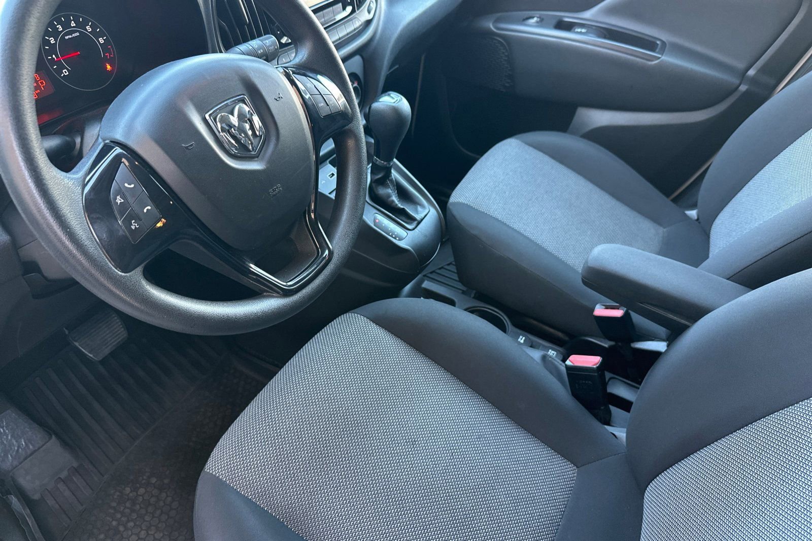 Used 2021 RAM ProMaster City Tradesman image 10