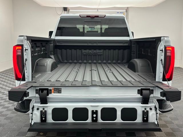New 2026 GMC Sierra 2500 Denali w/ Denali Reserve Package AWD/4WD image 14