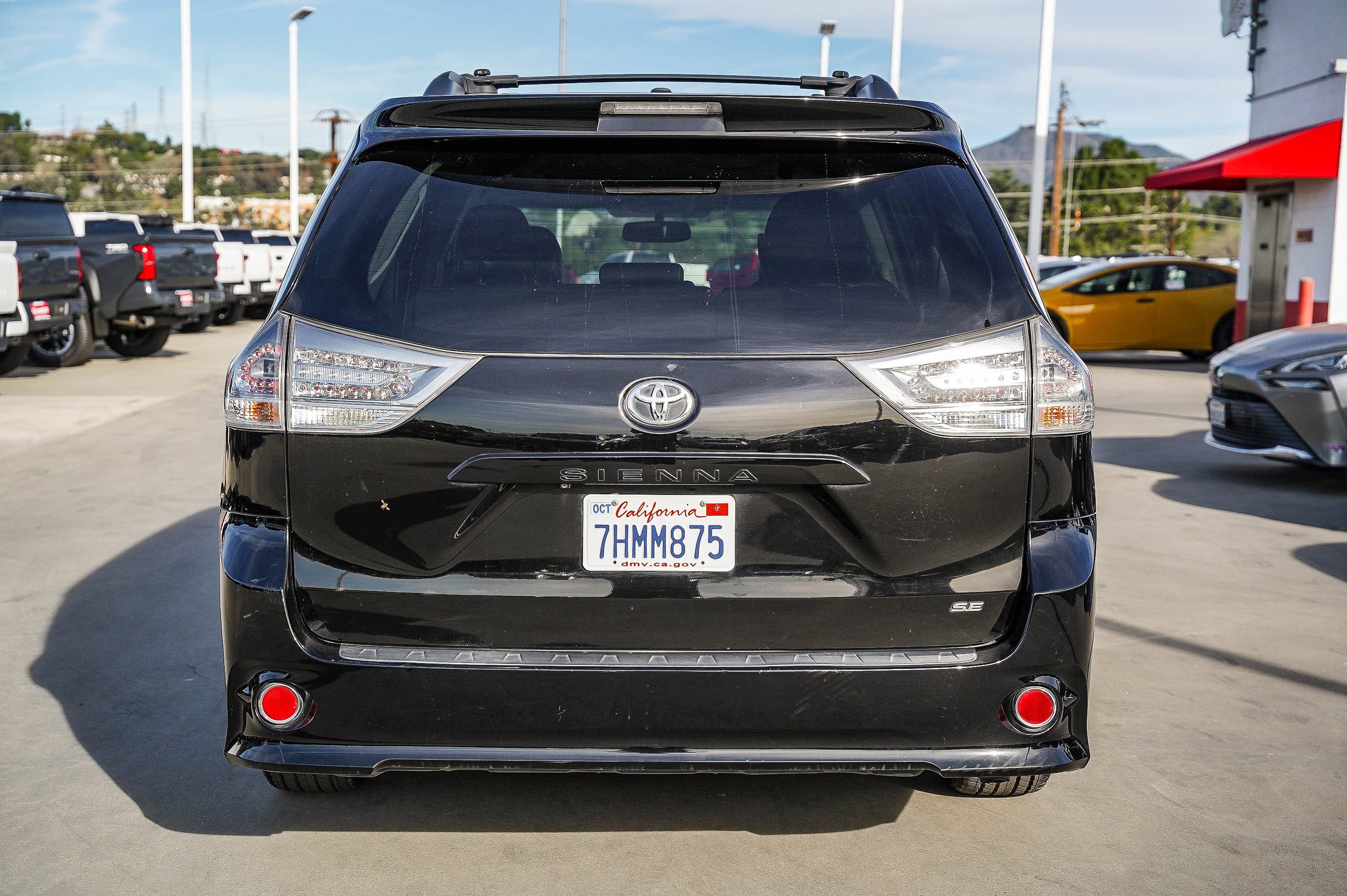 Used 2014 Toyota Sienna SE image 10