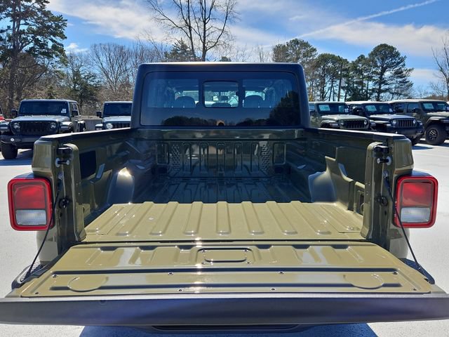 New 2026 Jeep Gladiator Sport AWD/4WD image 24