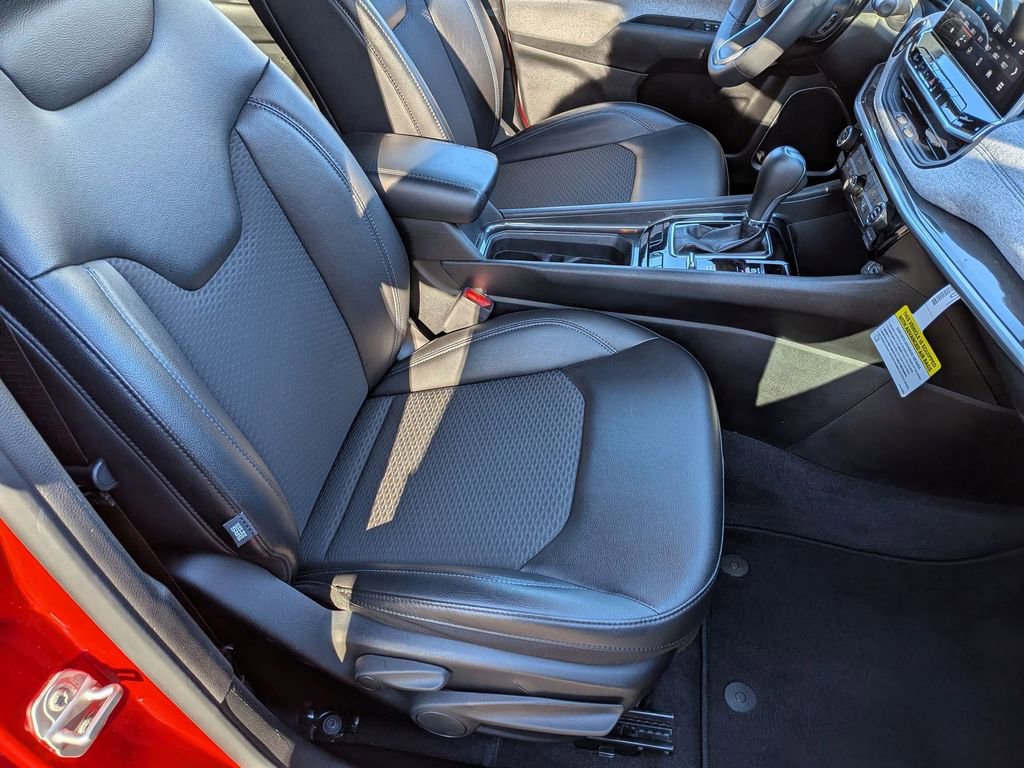 Used 2023 Jeep Compass Latitude image 23