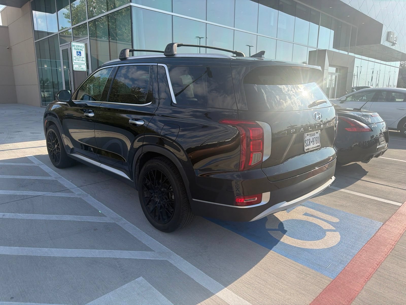 Used 2022 Hyundai Palisade SEL w/ Premium Package FWD image 6