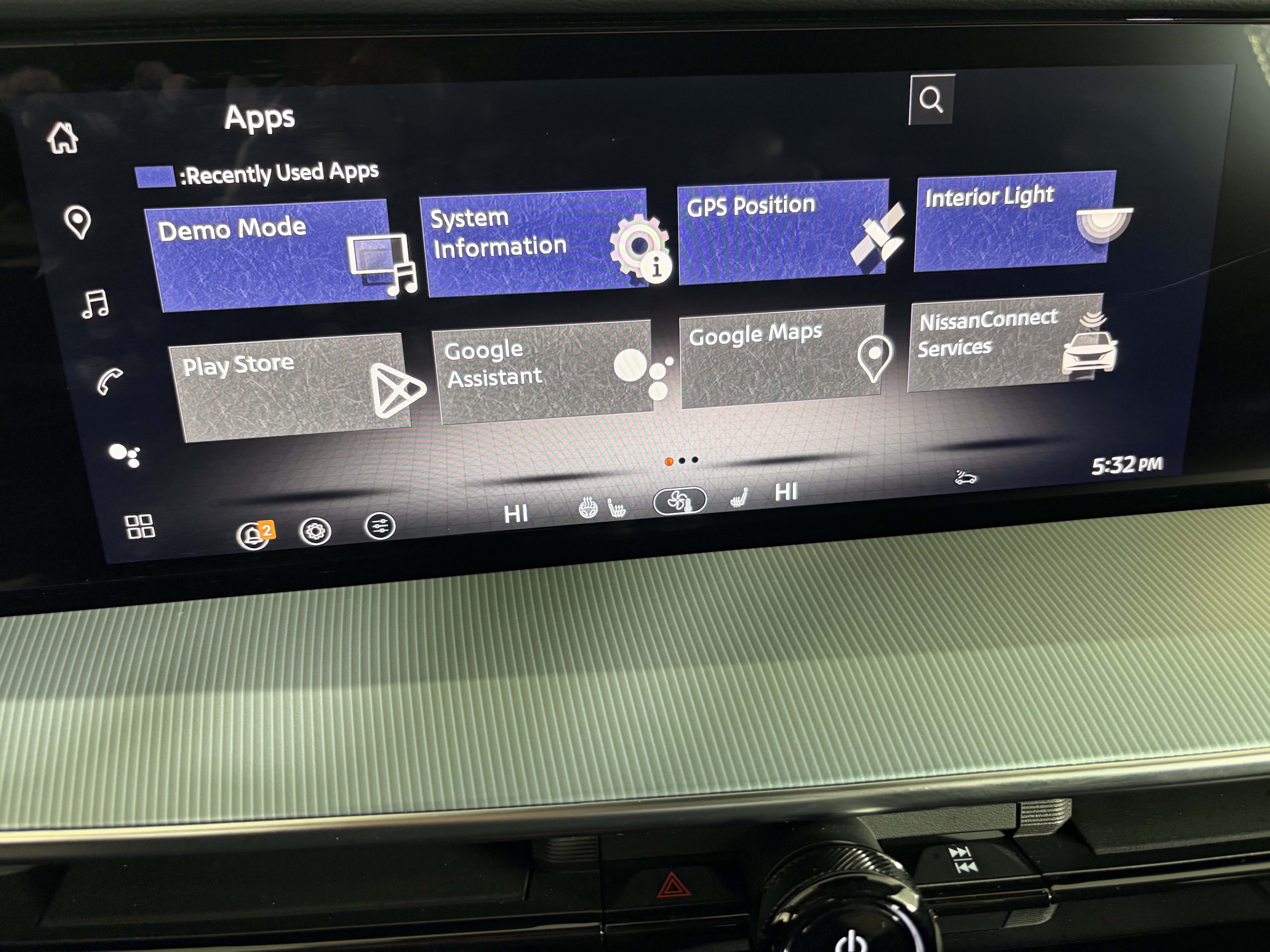 Certified 2025 Nissan Murano SL w/ Cargo Package AWD/4WD image 19
