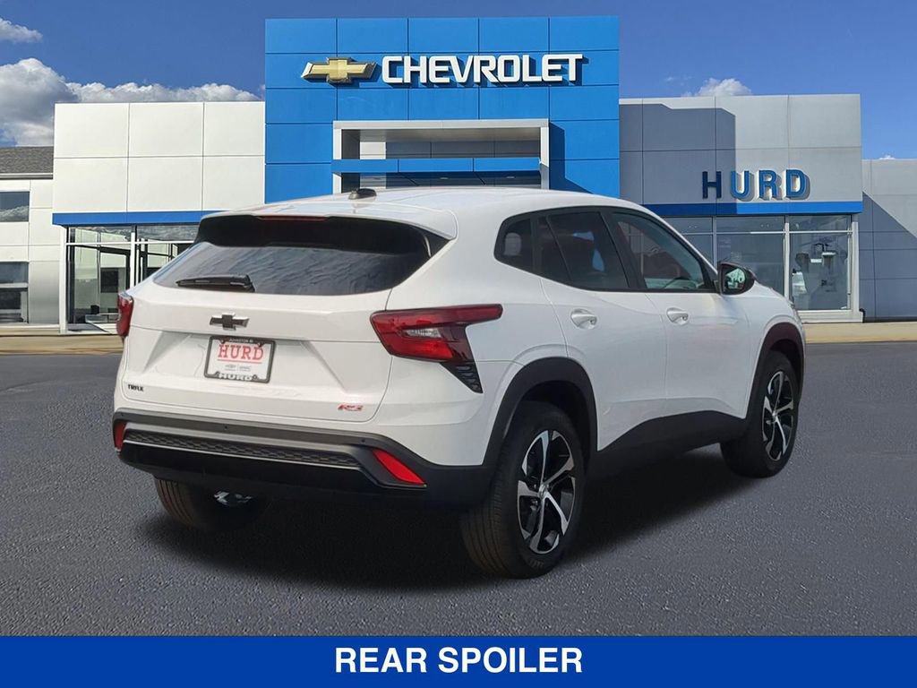 New 2026 Chevrolet Trax RS w/ Sunroof Package image 4