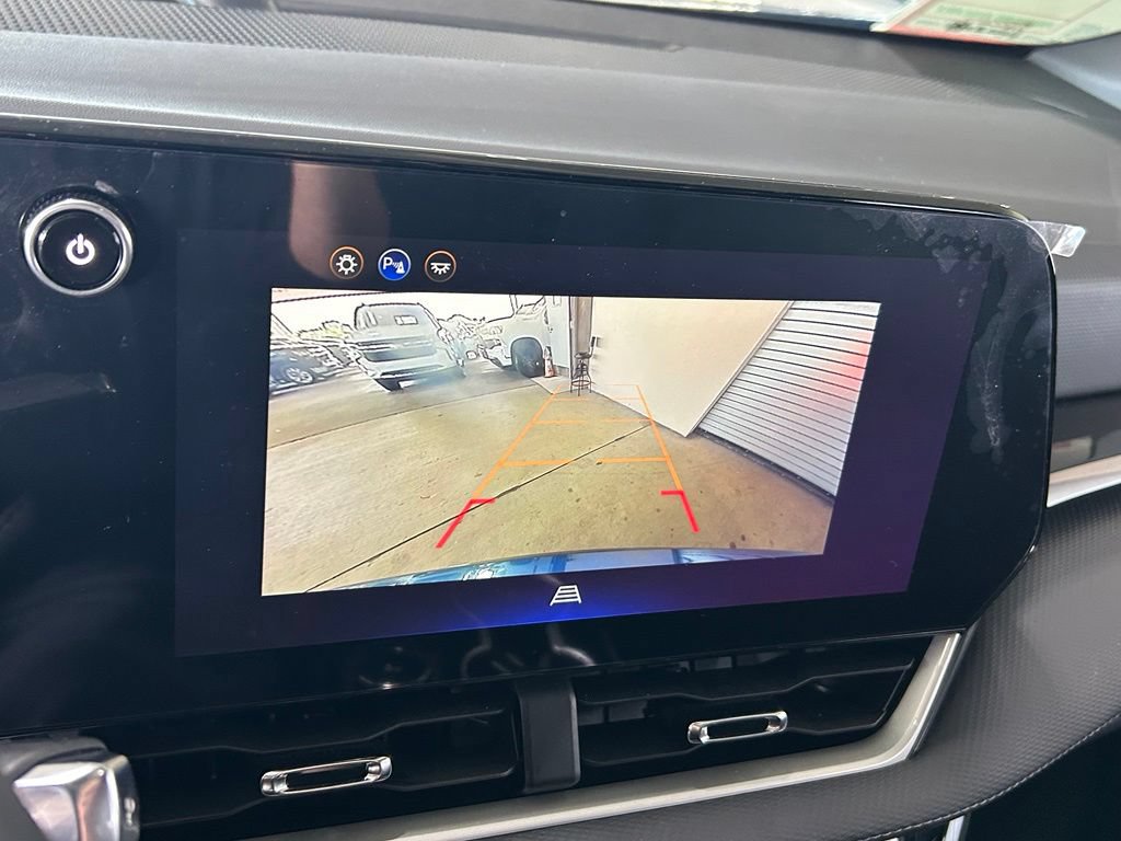 Used 2026 Chevrolet Equinox LT FWD image 27