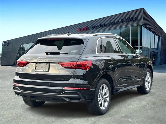 Certified 2025 Audi Q3 2.0T Premium w/ Convenience Package image 5