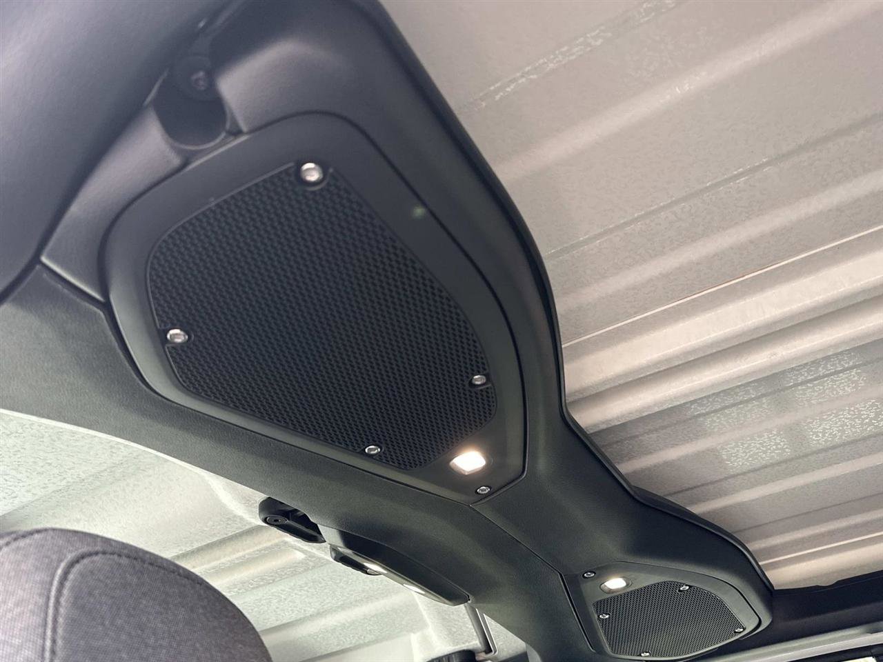 Used 2025 Jeep Gladiator Sport image 21