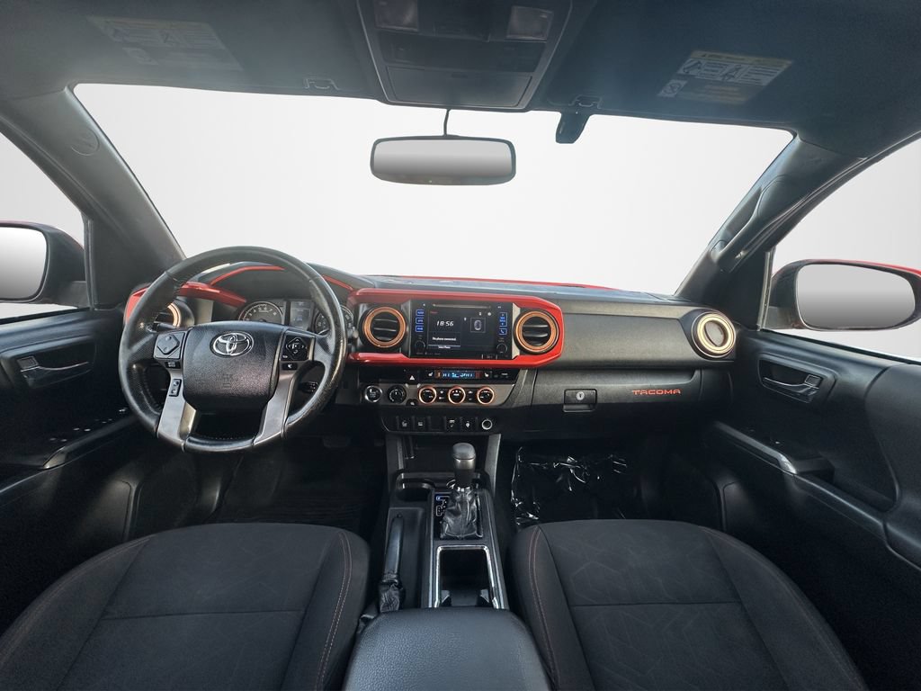 Used 2016 Toyota Tacoma TRD Sport AWD/4WD image 37