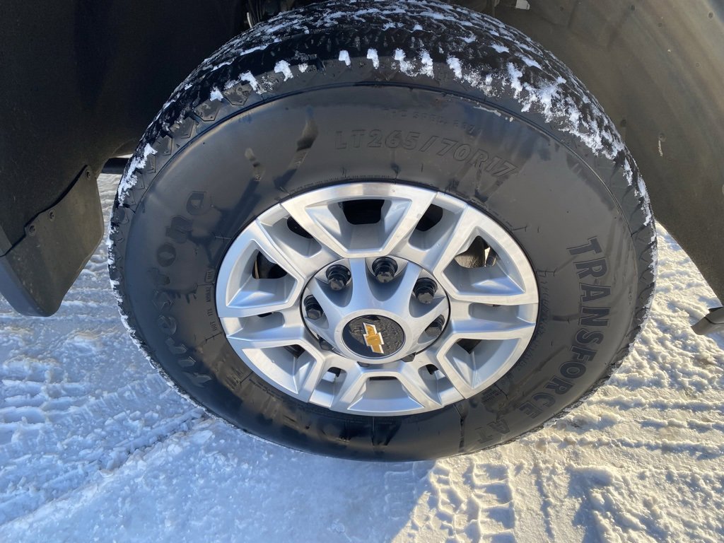 Used 2025 Chevrolet Silverado 2500 LT w/ Convenience Package image 27