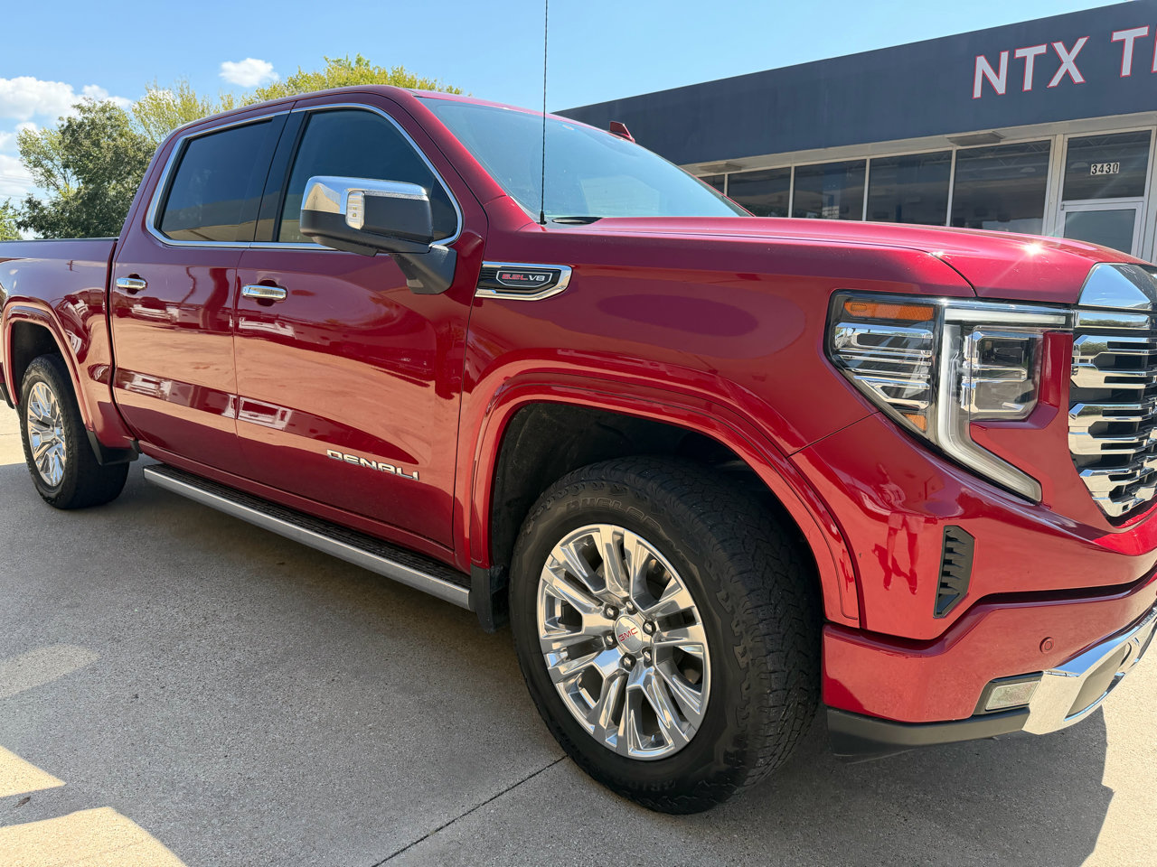 Used 2023 GMC Sierra 1500 Denali w/ Technology Package image 18